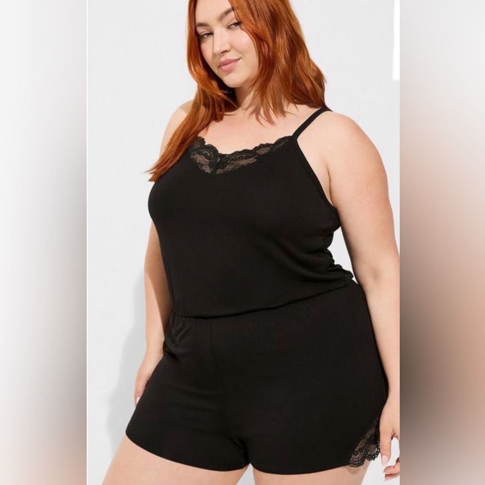 Torrid Super Soft Lace Trim Sleep Romper Size 2X Black NWT